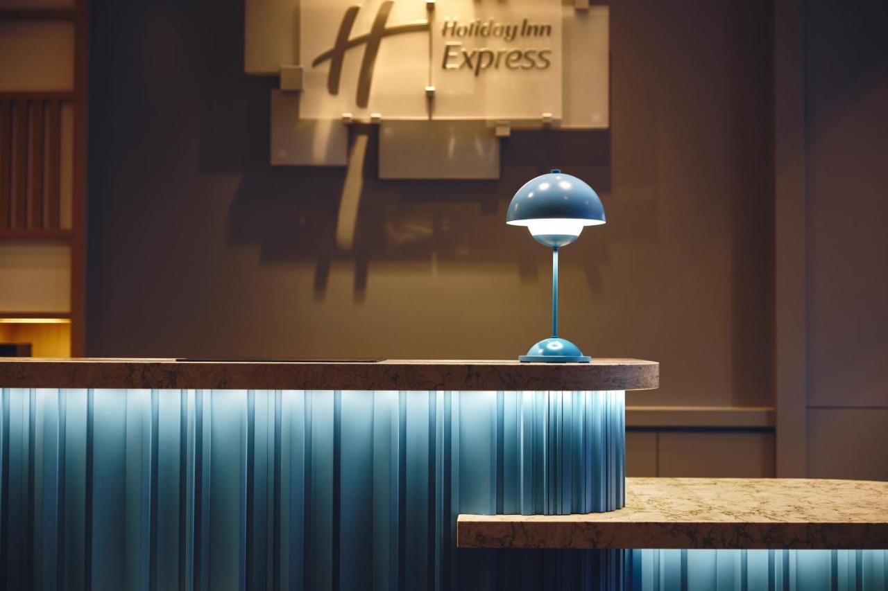 Holiday Inn Express Osaka City Centre- Midosuji By Ihg Exterior foto